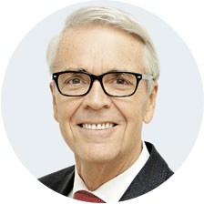Porträt von Dr. Manfred Stegger, Vorsitzender des BIVA-Pflegeschutzbundes e. V.