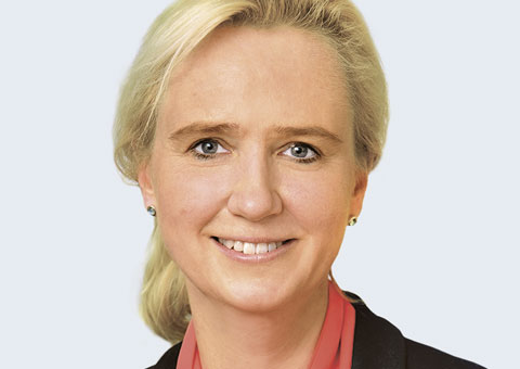 Porträt von Anja Bosy-Westphal, Präsidentin der Deutschen Gesellschaft für Ernährungsmedizin (DGEM)