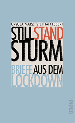 Cover des Buches: Stillstandsturm. Briefe aus dem Lockdown. Schrift auf hellblauem Grund.