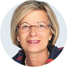 Porträt von Monika Klinkhammer-Schalke, Vorsitzende des Deutschen Netzwerks Versorgungsforschung (DNVF) e. V.