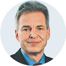 Porträt von Matthias Jena, Verwaltungsratsvorsitzender der AOK Bayern und bayerischer DGB-Chef