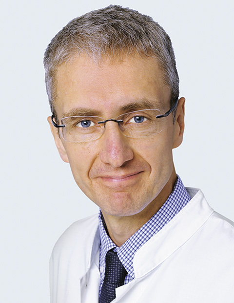 Portraitfoto von Prof. Dr. Jürgen Wolf, Ärztlicher Leiter des Centrums für Integrierte Onkologie der Uniklinik zu Köln.
