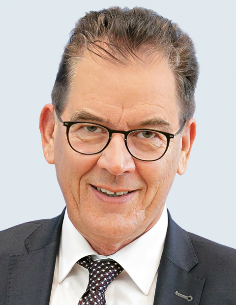 Porträt von Gerd Müller, Bundesentwicklungsminister