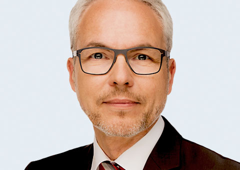 Porträt von Stefan Gronemeyer, Geschäftsführer des Medizinischen Dienstes des Spitzenverbandes Bund der Krankenkassen (MDS)