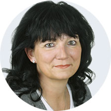 Porträ von Karin Böllert, Professorin für Erziehungswissenschaft an der Universität Münster