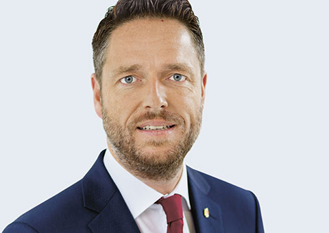 Porträt von Matthias Becker, neuer Geschäftsführer der Johanniter GmbH