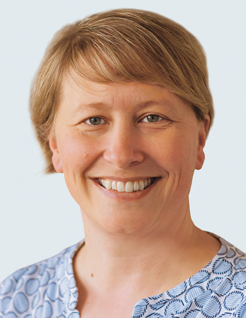 Porträt von Kathrin Römisch, Stellvertretende Leiterin des Bochumer Zentrums für Disability Studies (BODYS) an der Evangelischen Hochschule Rheinland-Westfalen-Lippe