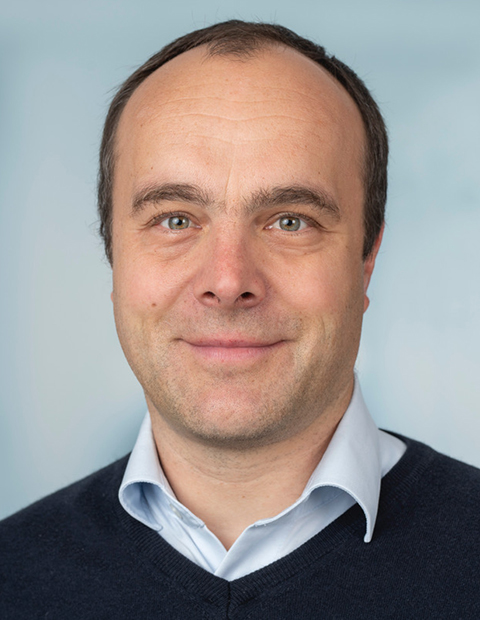 Porträt von Prof. Dr. Matthias Weigl, Direktor des Instituts für Patientensicherheit (IfPS) am Universitätsklinikum der Rheinischen Friedrich-Wilhelms-Universität Bonn
