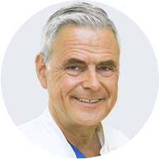 Porträt von Uwe Janssens, Präsident der Deutschen Interdisziplinären Vereinigung für Intensiv- und Notfallmedizin